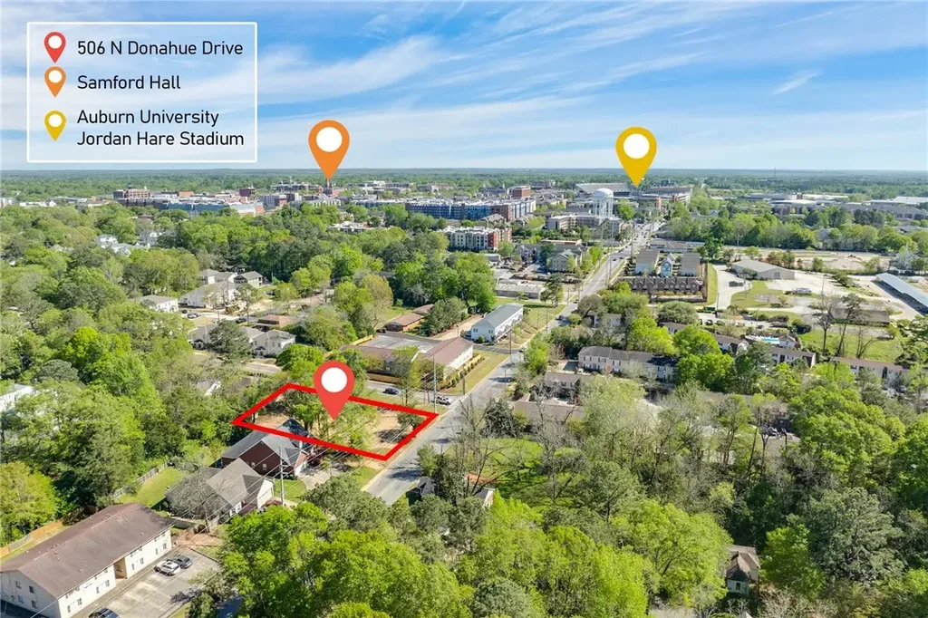 506 N Donahue Dr, Auburn