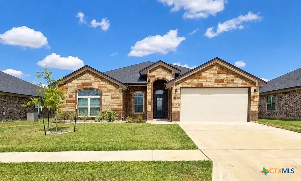 611 Dred Roger Circle, Killeen