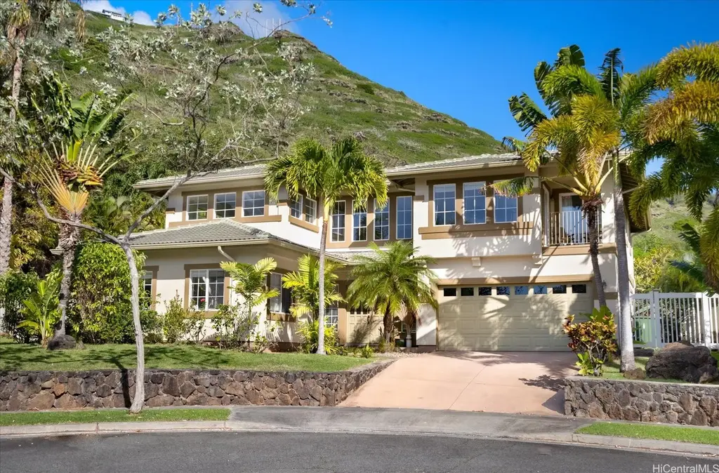 1098 Kuekue Street, Honolulu