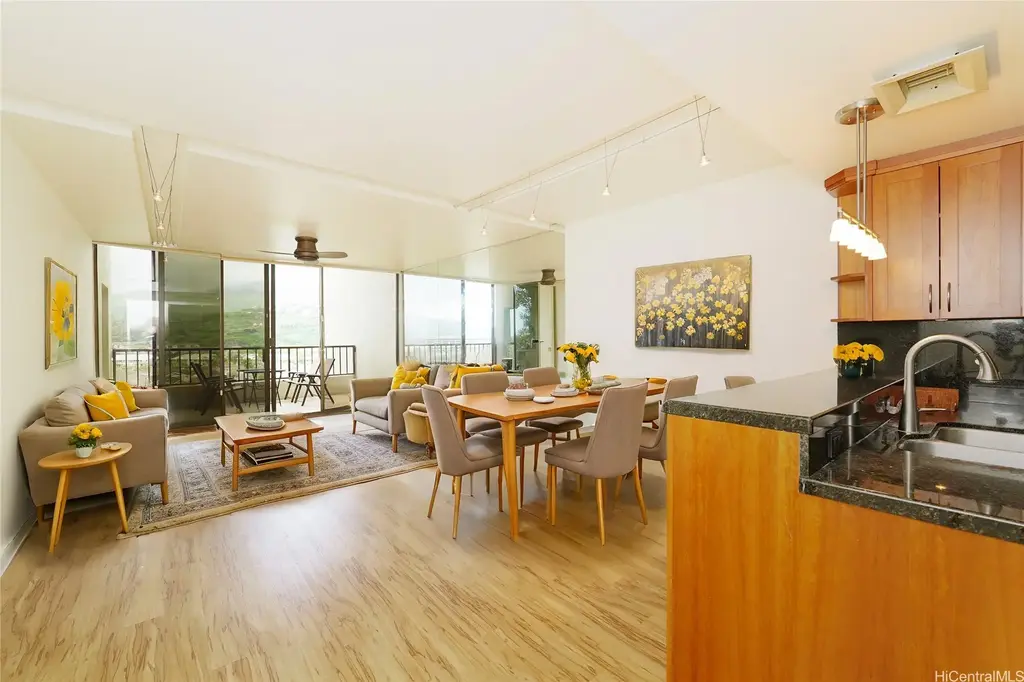 500 Lunalilo Home Road # 28g, Honolulu