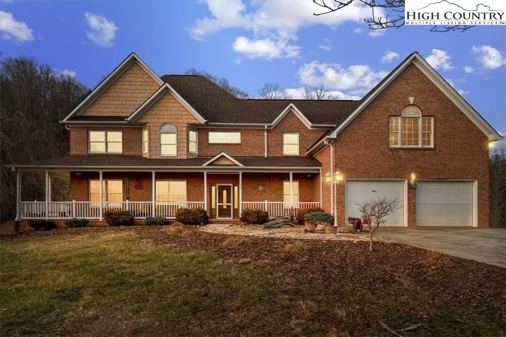 4594 Grandin Road, Lenoir