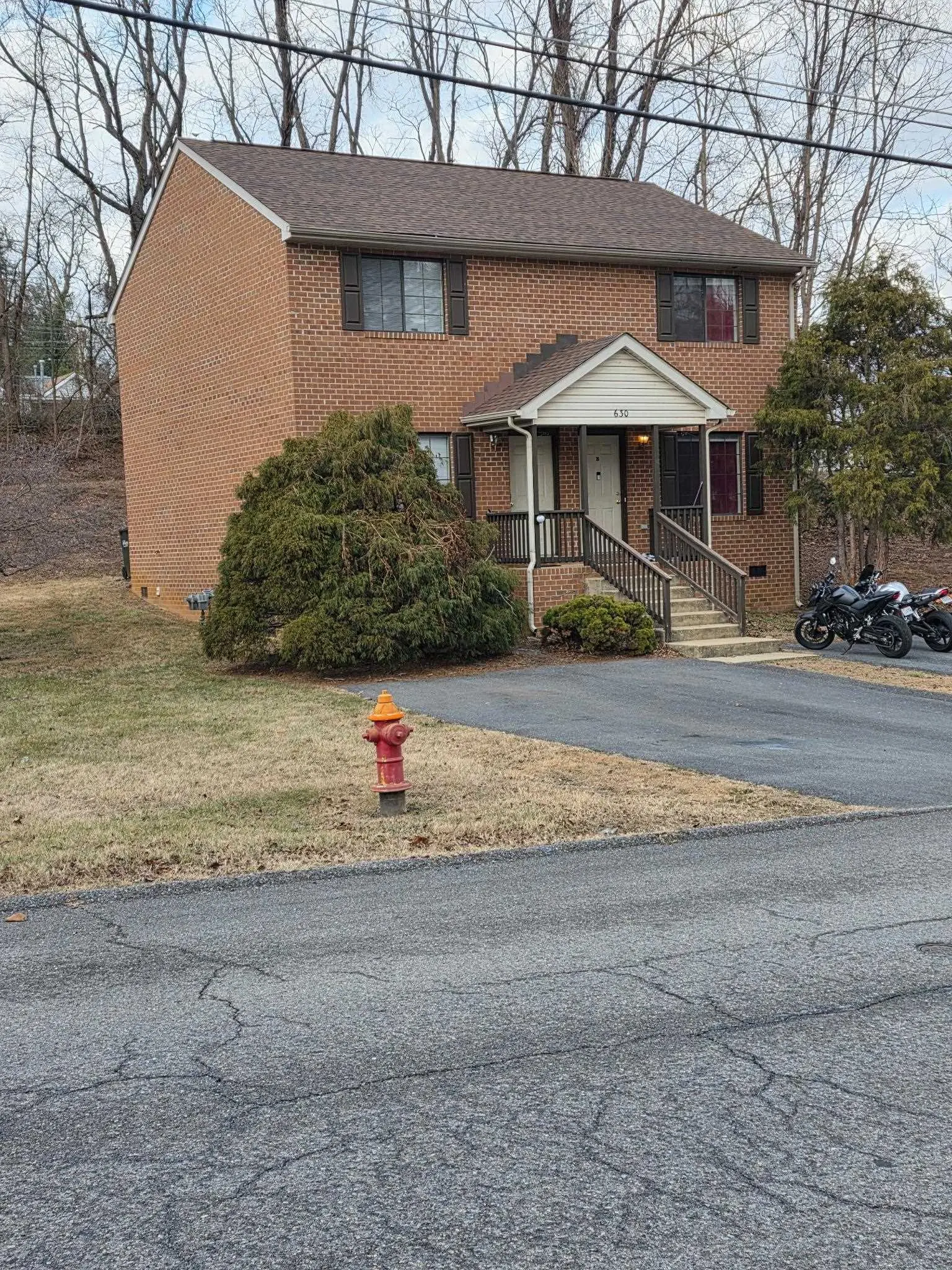 628 & 630 D St, Staunton