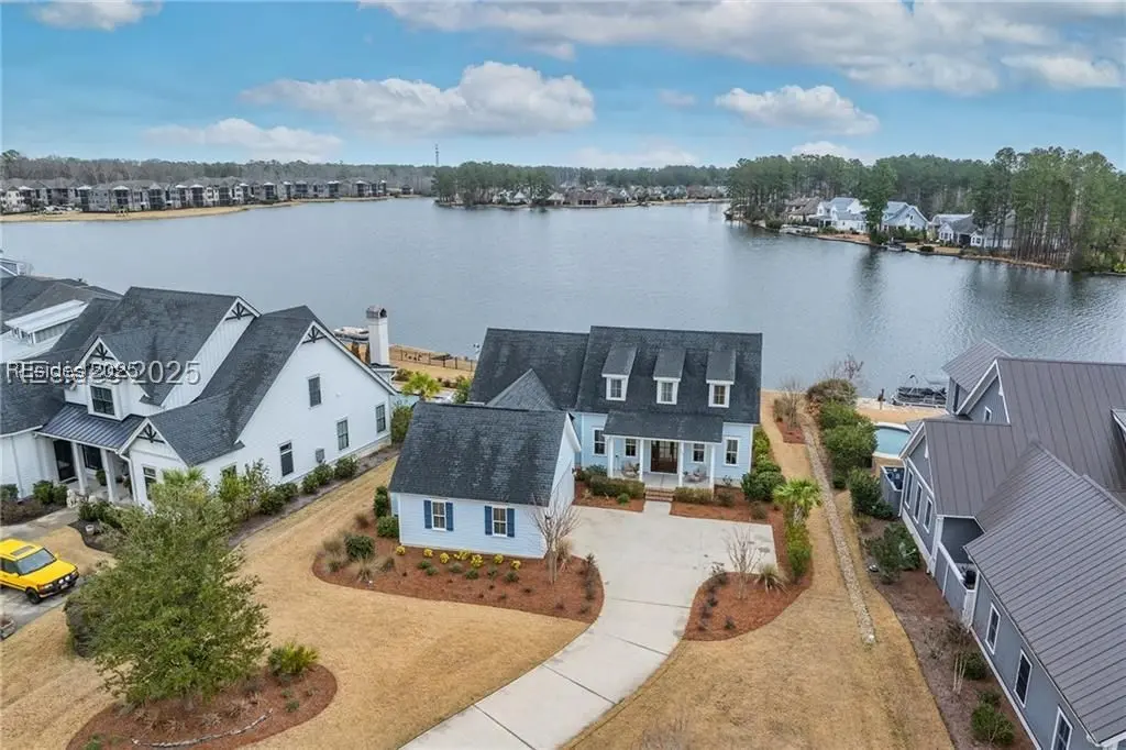604 Flatwater Drive, Bluffton