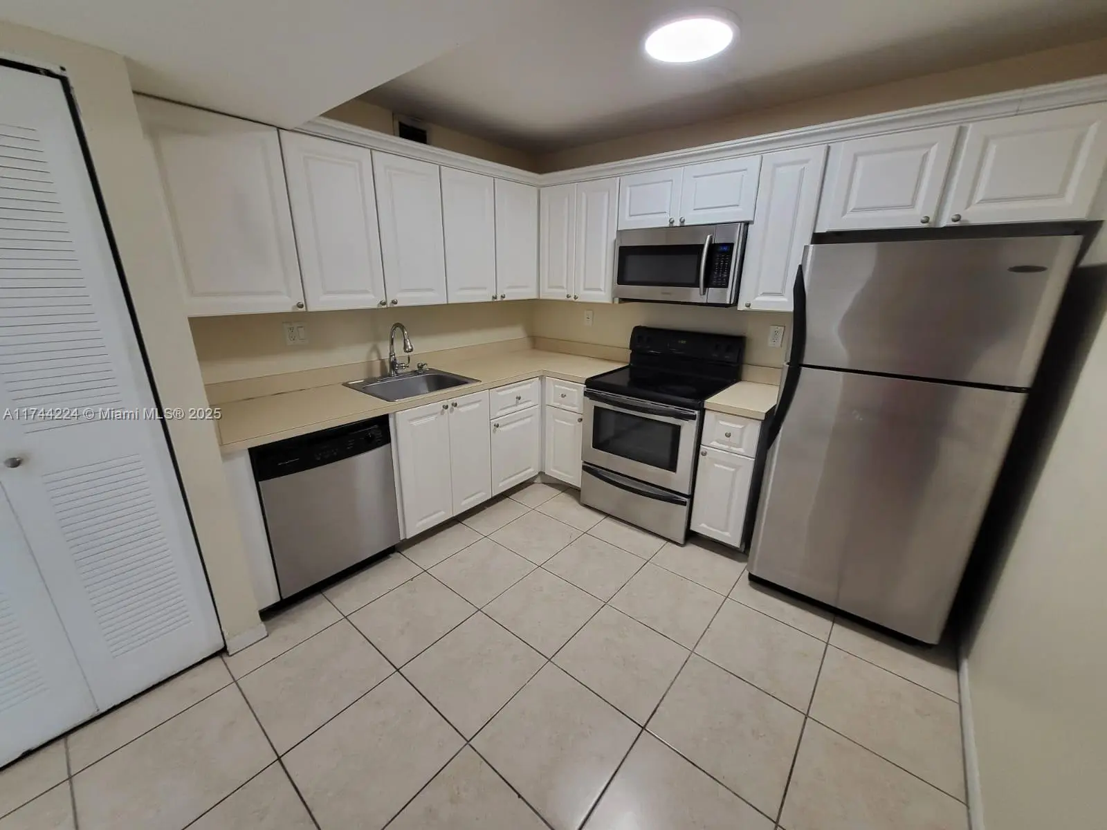 Photo of Listing #A11744224