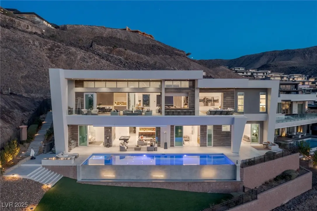 Photo of Listing #2651775