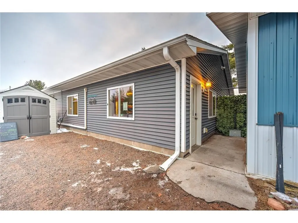 14686 Highway 70, Grantsburg