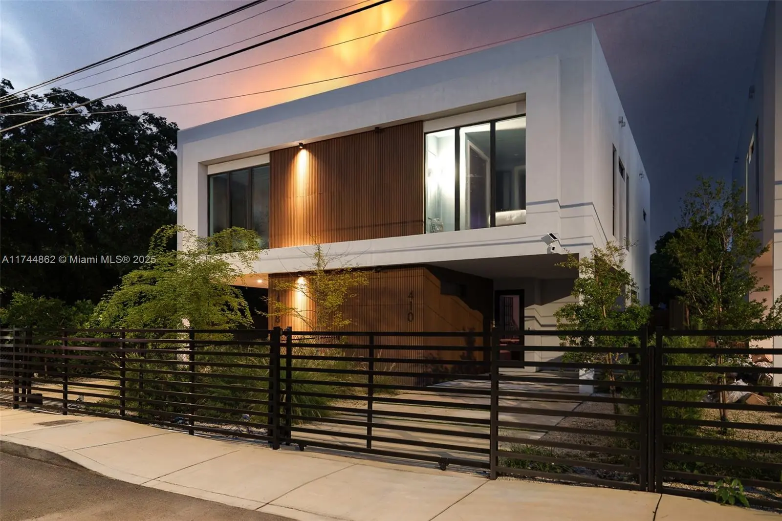 Photo of Listing #A11744862