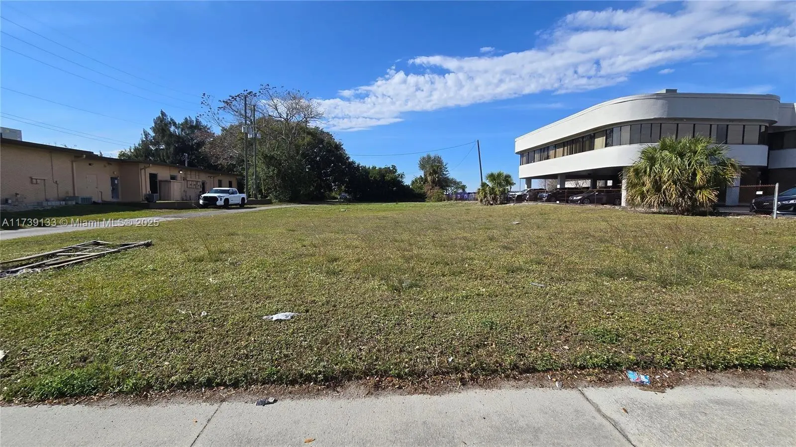 5 of 9 - 0 N Semoran Blvd N Semoran Blvd N Semoran Boulevard, , FL