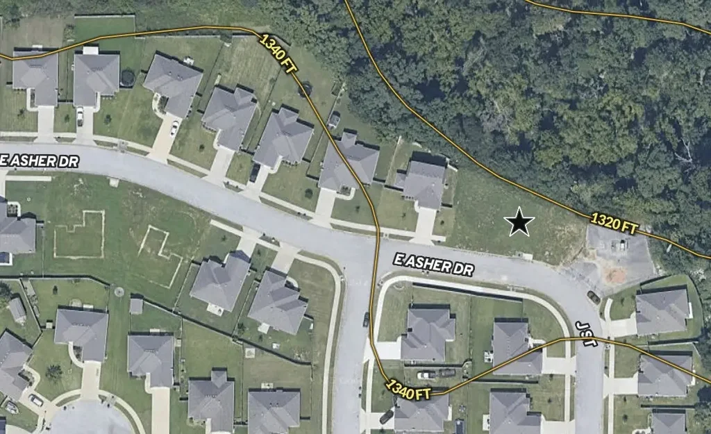 905 Asher Drive, Rogers