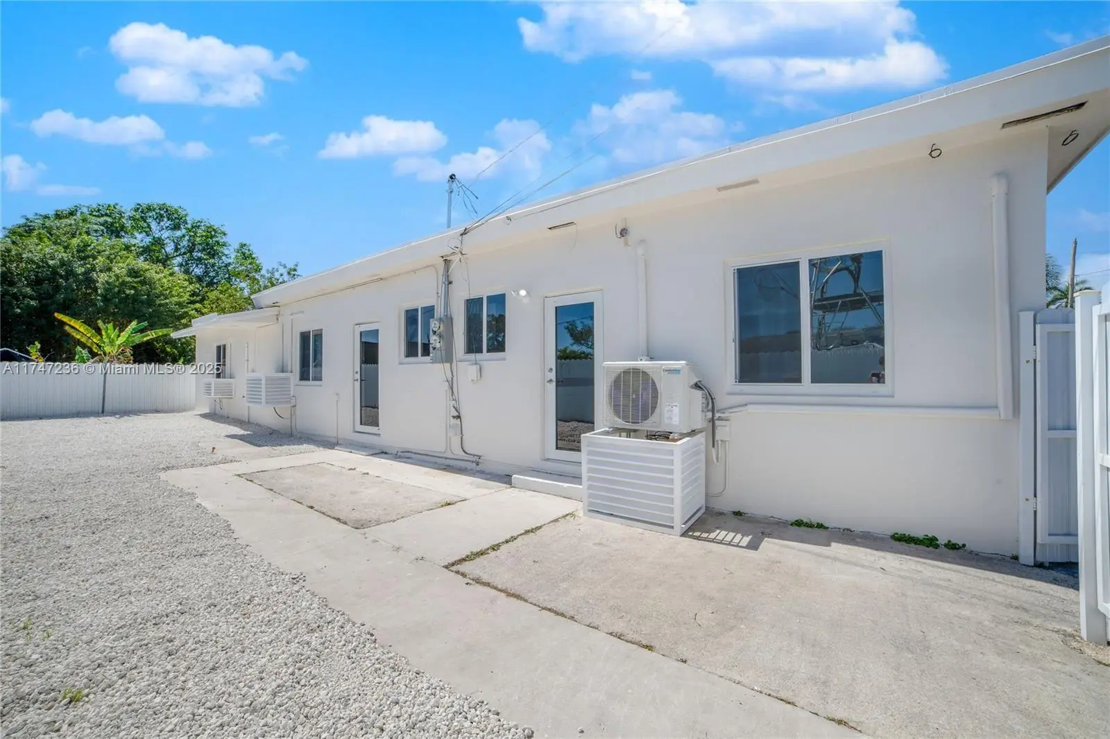 Photo of Listing #A11747236