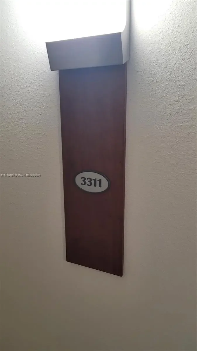 Photo of Listing #A11748129