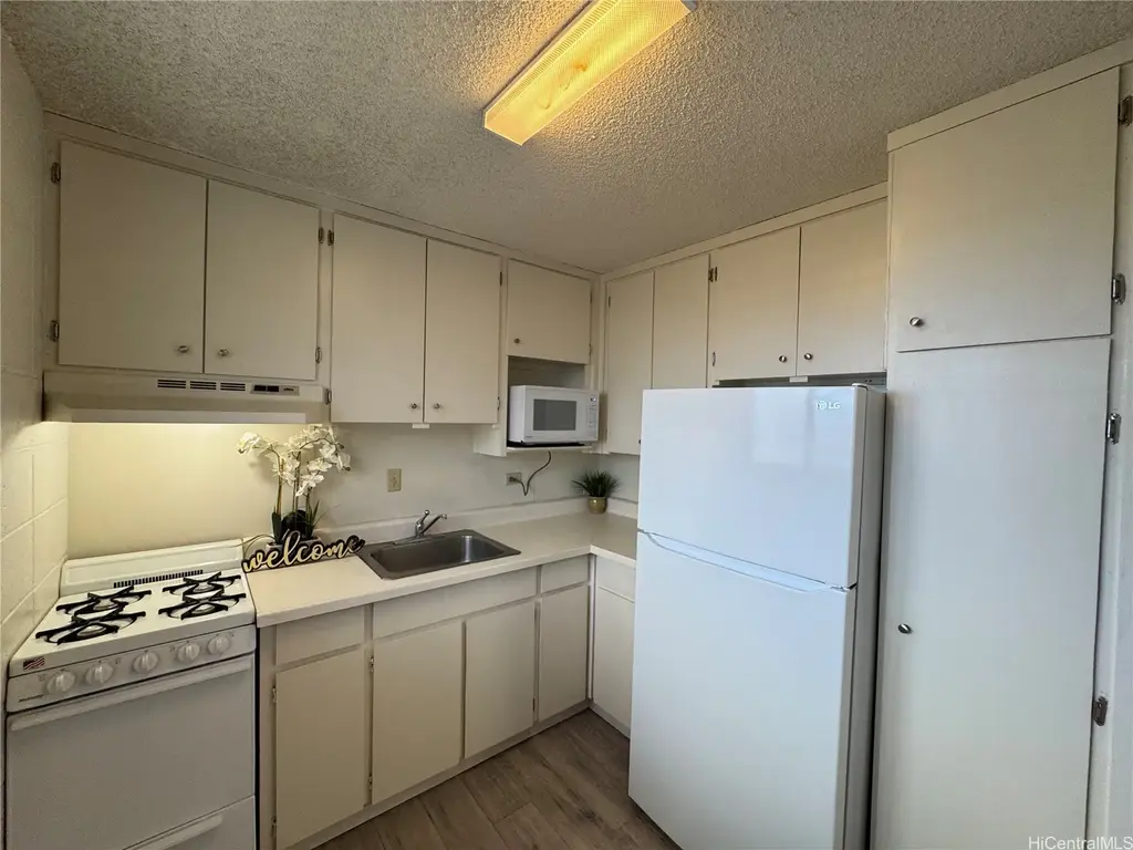 2024 Waiola Street # 102, Honolulu
