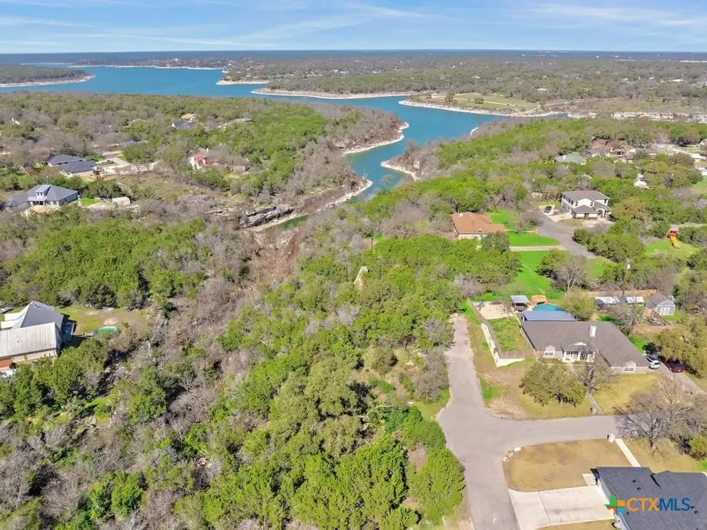 18 Aztec Lane, Morgans Point Resort
