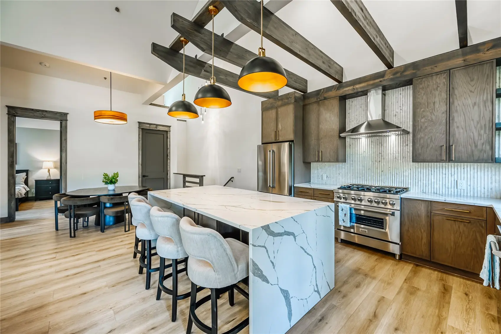 0117 Lake Ridge Circle 1864, Keystone