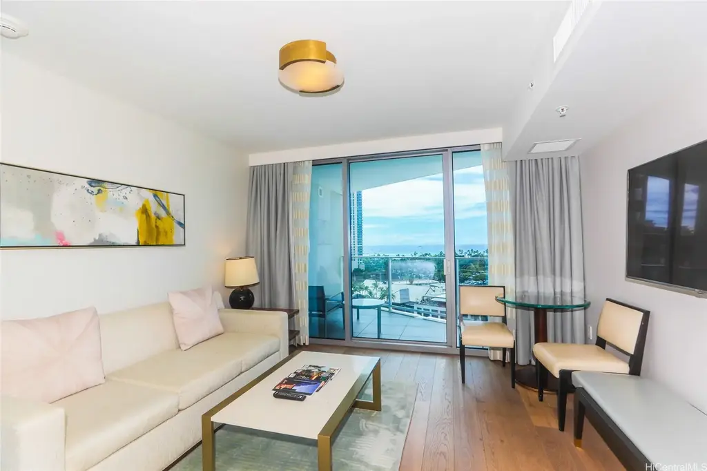 2139 Kuhio Avenue # 1207, Honolulu