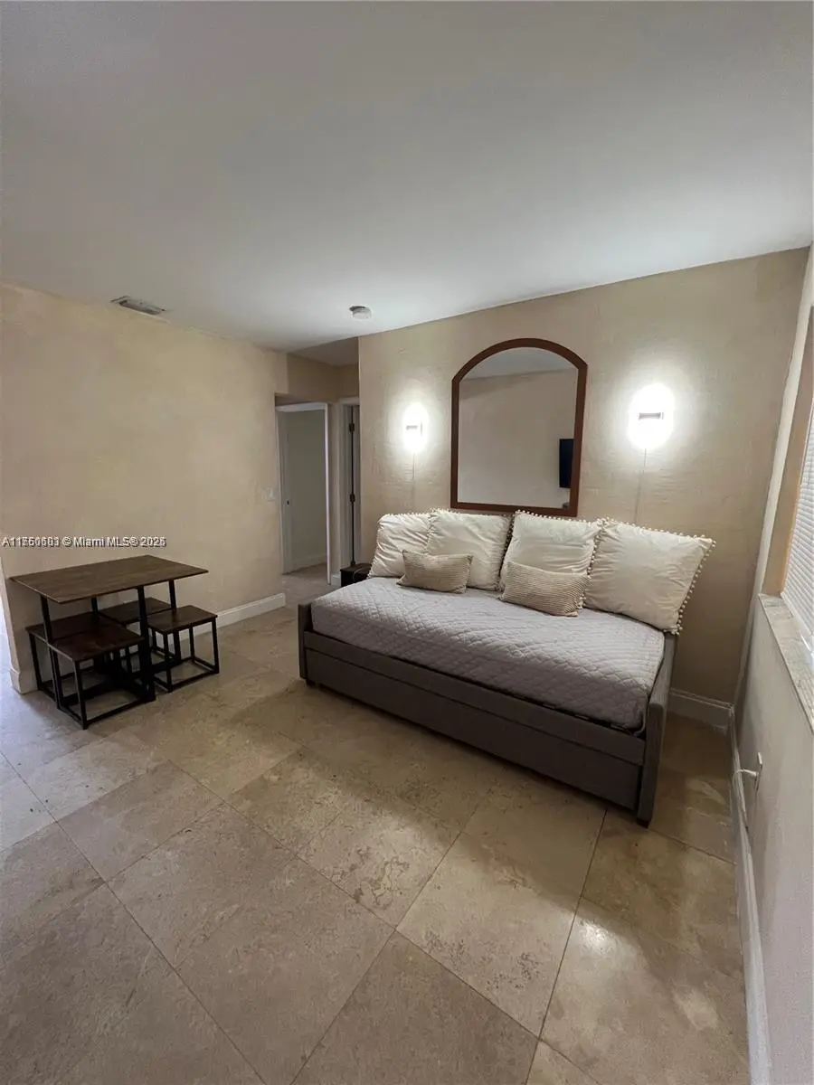 Photo of Listing #A11750603