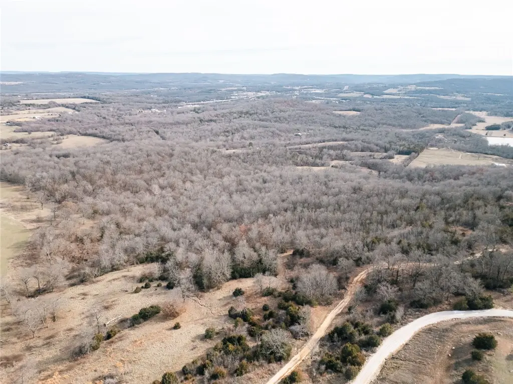 Kessler Mountain Road, Fayetteville