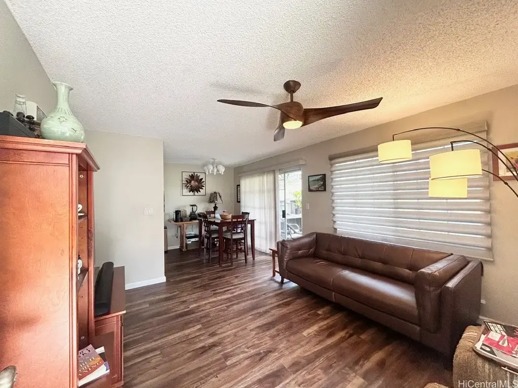 94-1340 Kulewa Loop # 6c, Waipahu