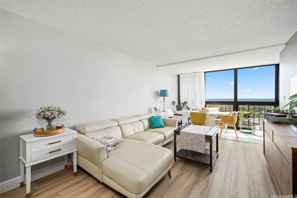4300 Waialae Avenue # A1804, Honolulu