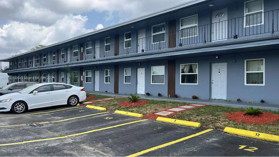 Photo of Listing #A11753596