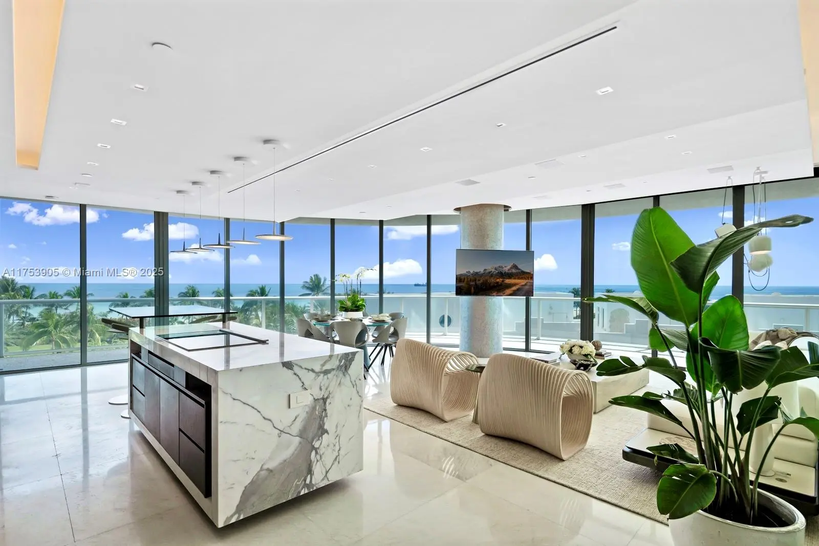 Photo of Listing #A11753905