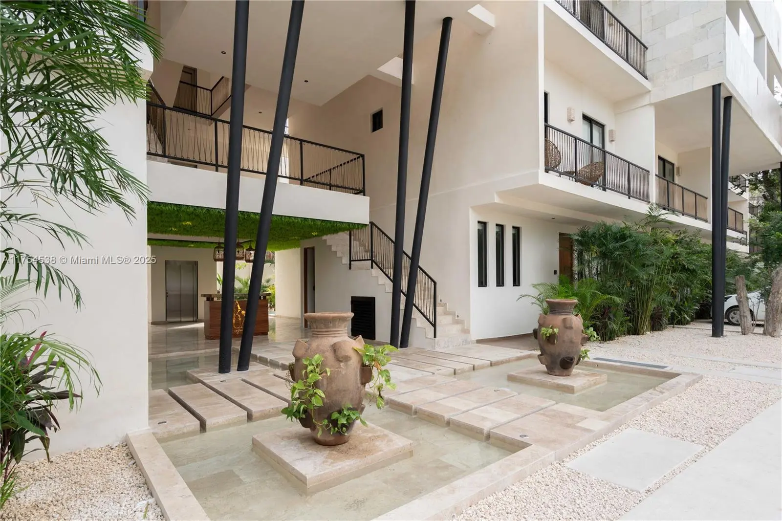 Photo of Listing #A11754538