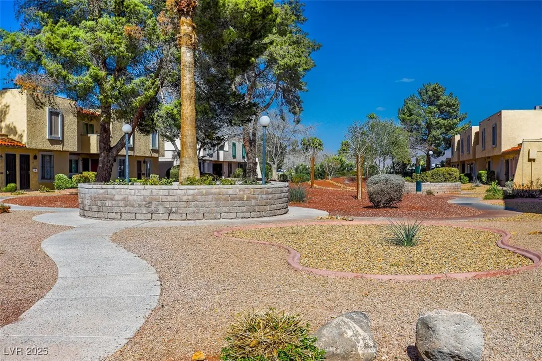 Photo of Listing #2660687