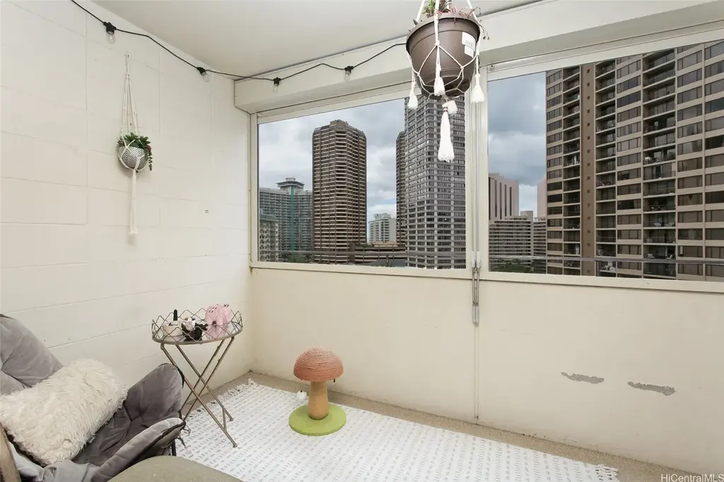 425 Ena Road # C1203, Honolulu