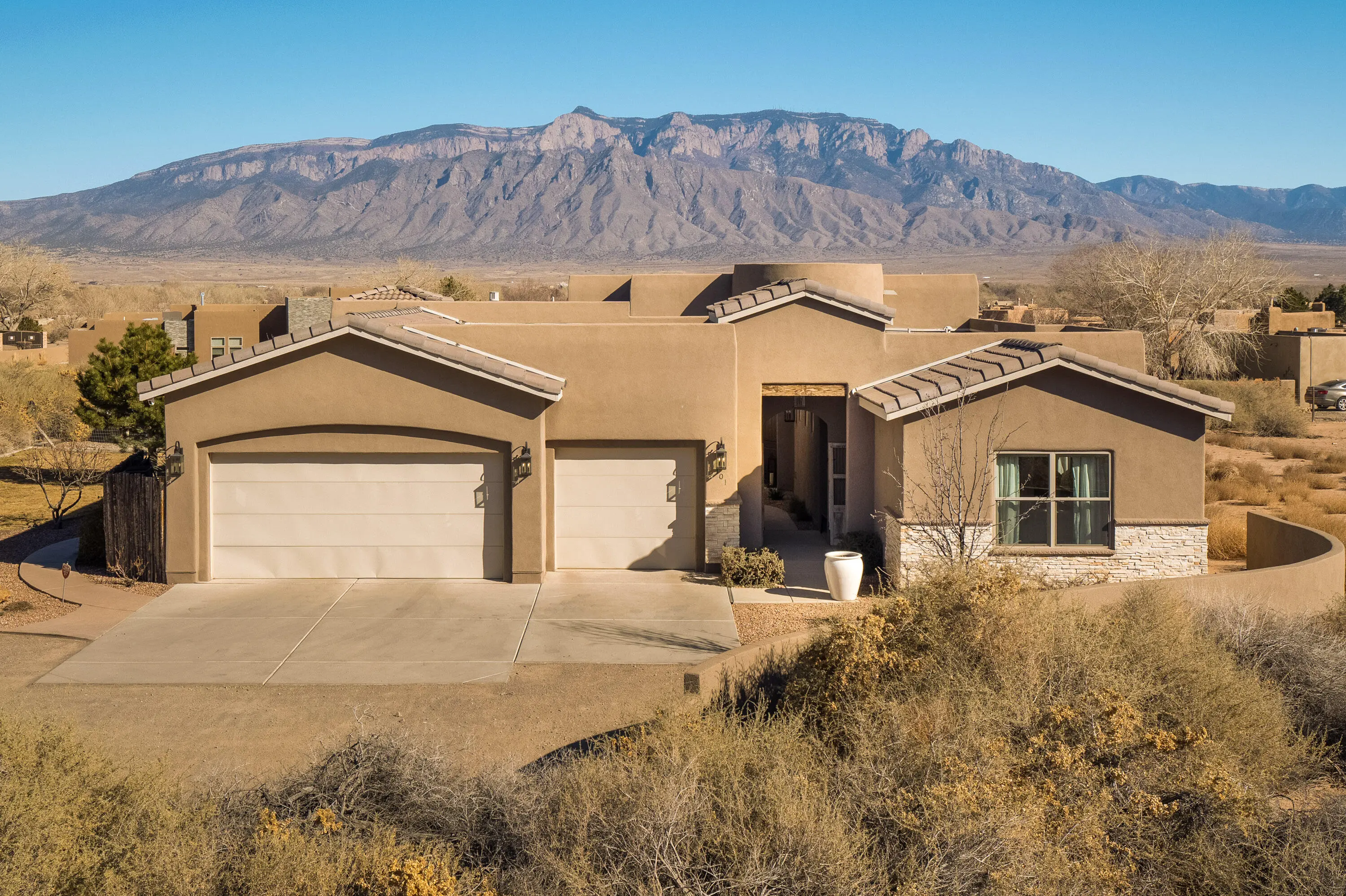 101 Todos Juntos Road, Corrales