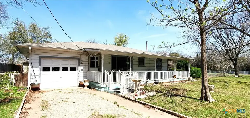 112 College Avenue, Oglesby