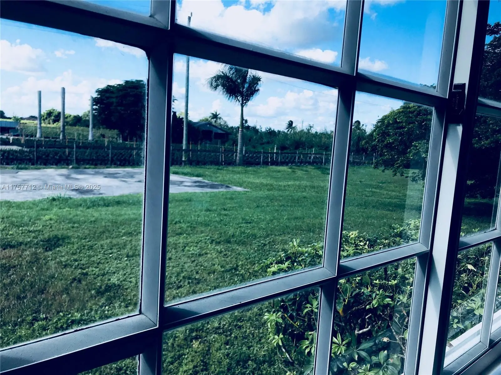 Photo of Listing #A11757712