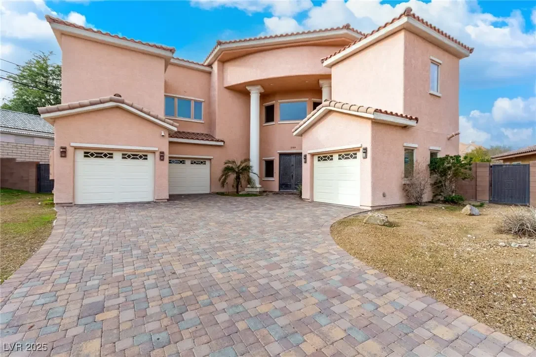 Photo of Listing #2663080