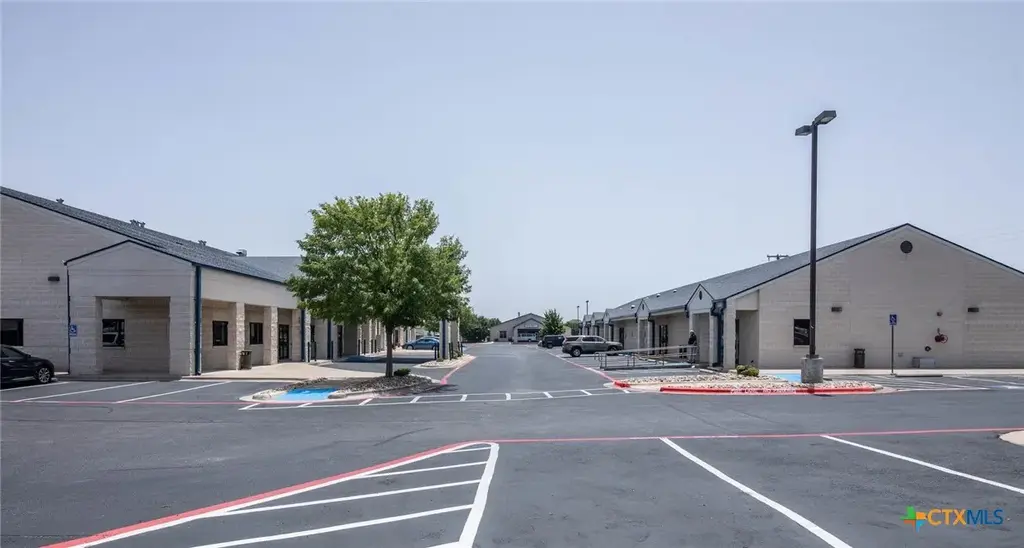 2300 S Clear Creek Road 103, Killeen