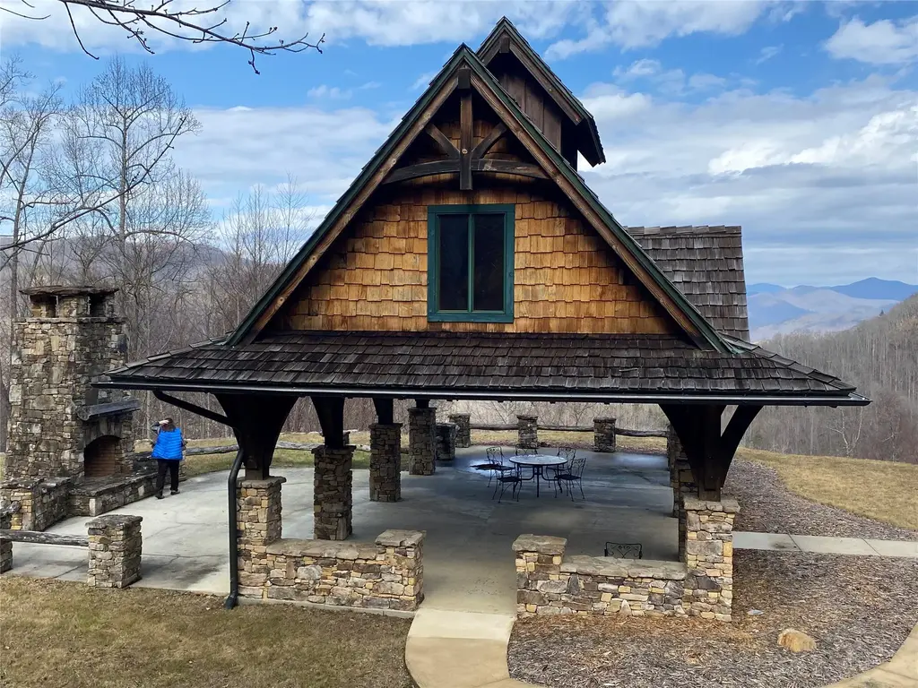 2672 Pilot Knob Road, Glenville