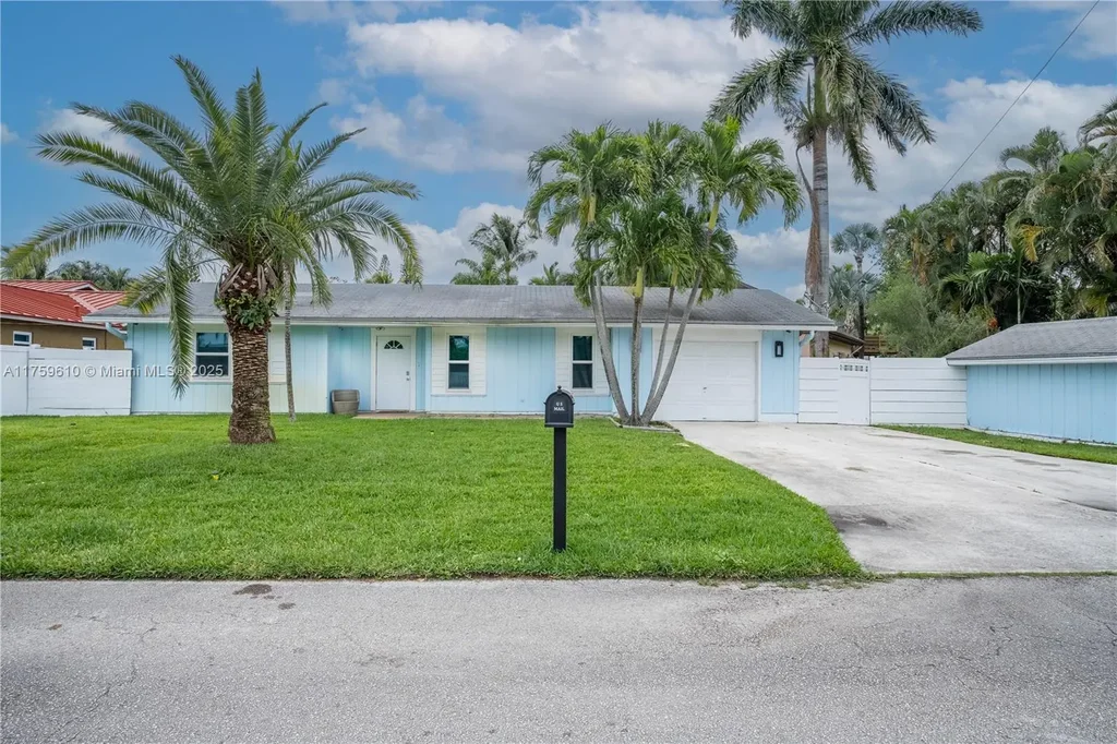 4541 Sw 28th Ter, Dania Beach