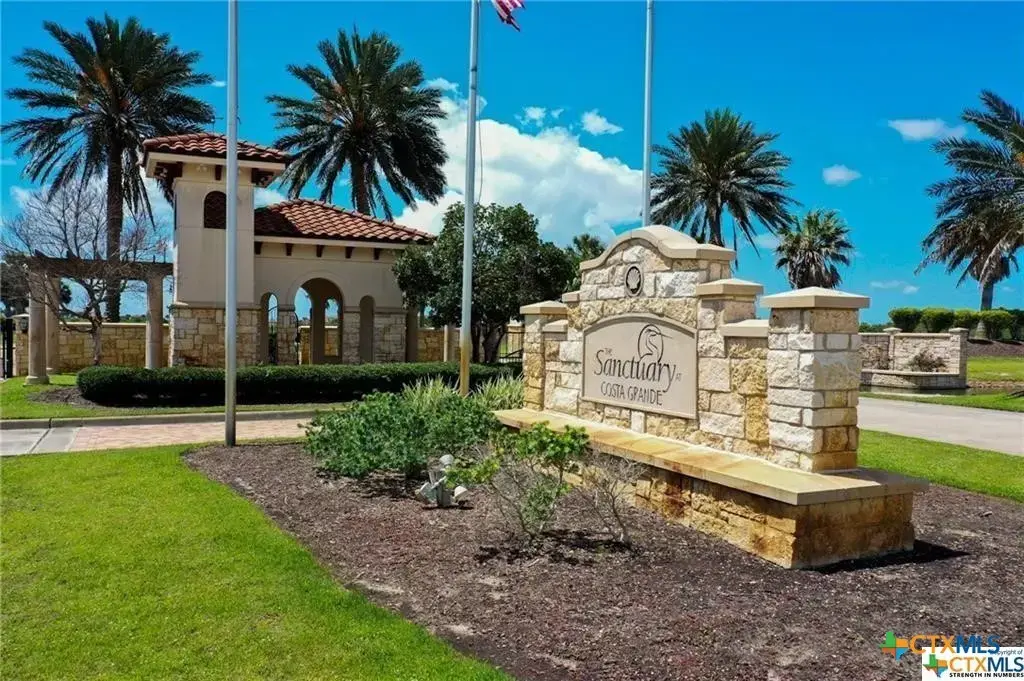 Lot 201 E Burgundy Bay, Port O'Connor