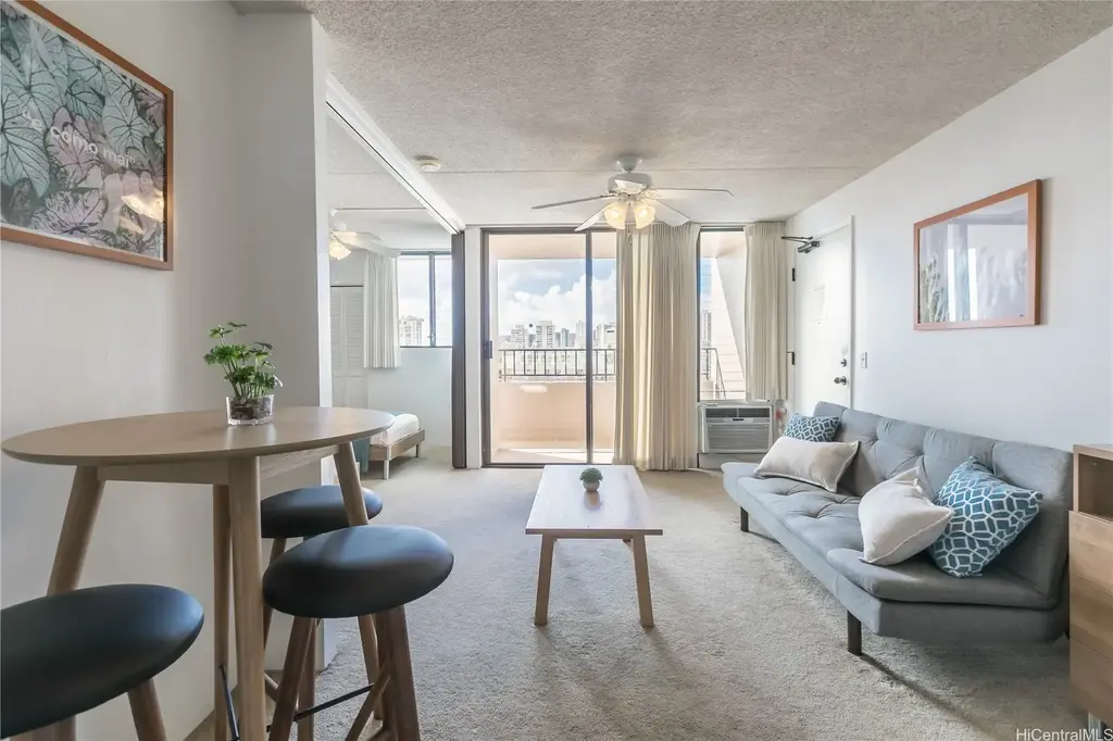 2240 Kuhio Avenue # 1807, Honolulu
