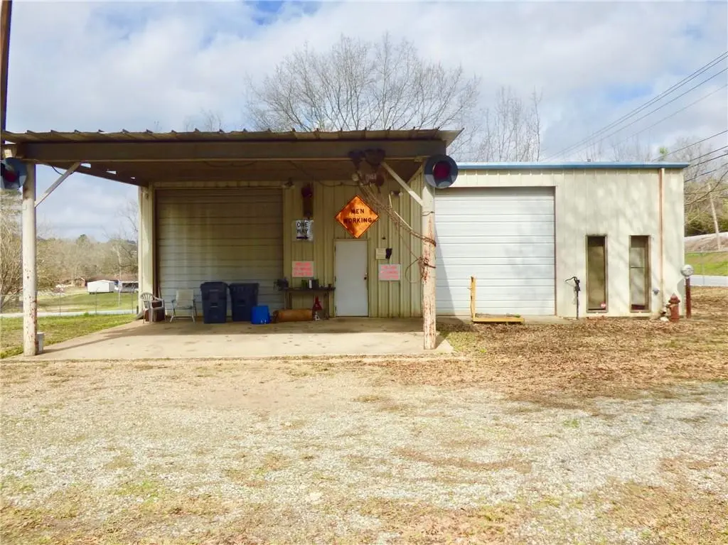 1813 S Railroad St, Phenix City