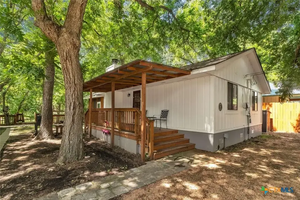 107-109 Scudder Lane, Wimberley