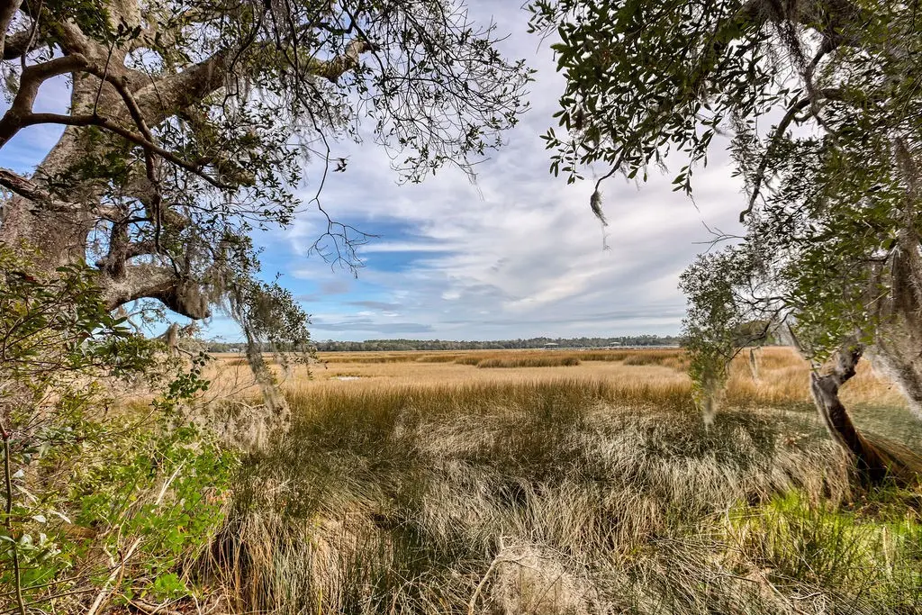 23 & 23a Dallas Bluff Drive, Townsend