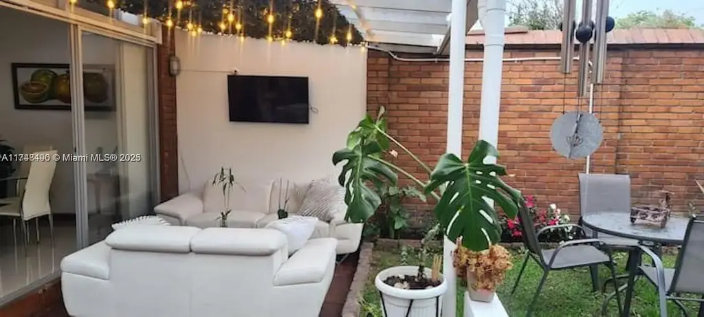 Cra 71 Pontevedra, Bogota