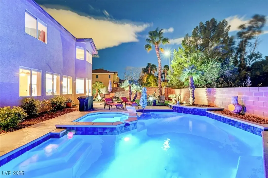 Photo of Listing #2664030