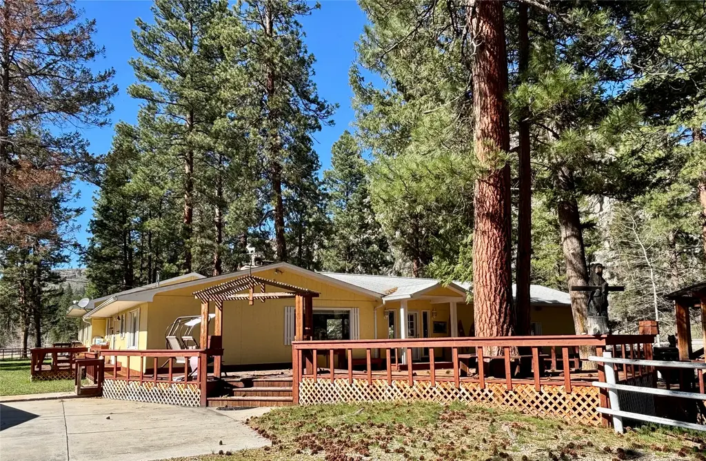 357 Blind Draw Road, Conner