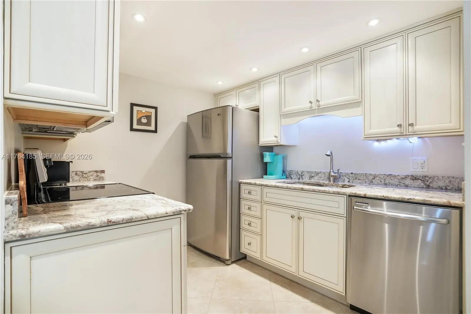 Photo of Listing #A11764185