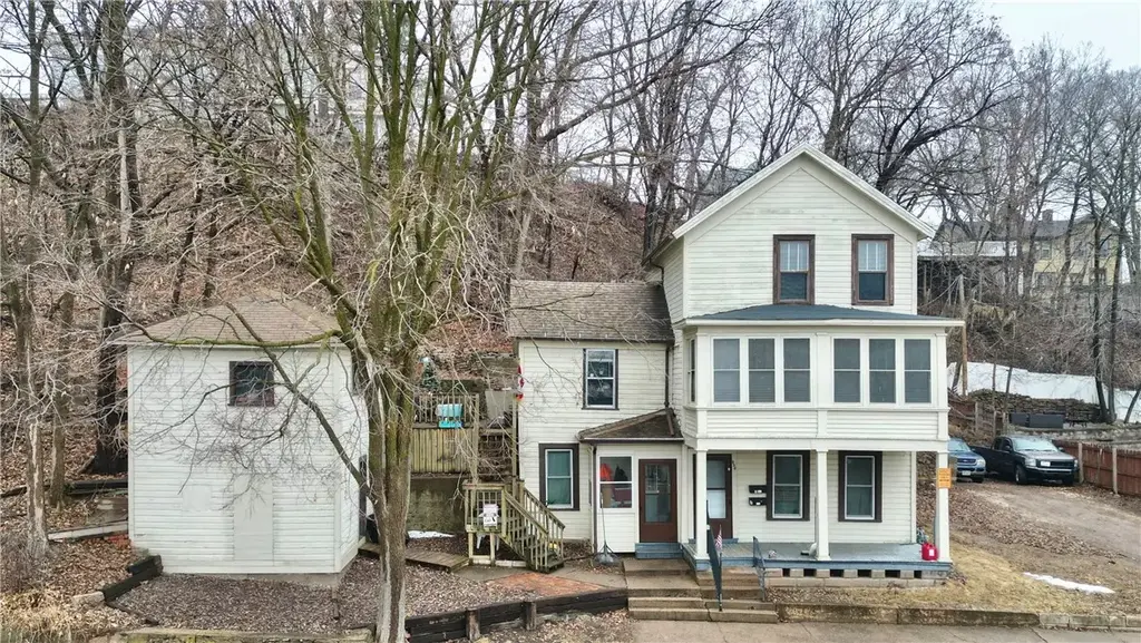 326 W Spring Street 1 & 2, Chippewa Falls