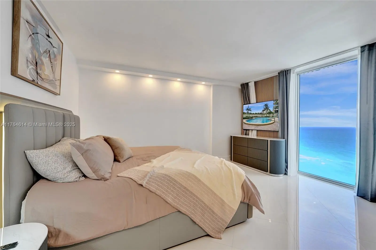 Photo of Listing #A11764614