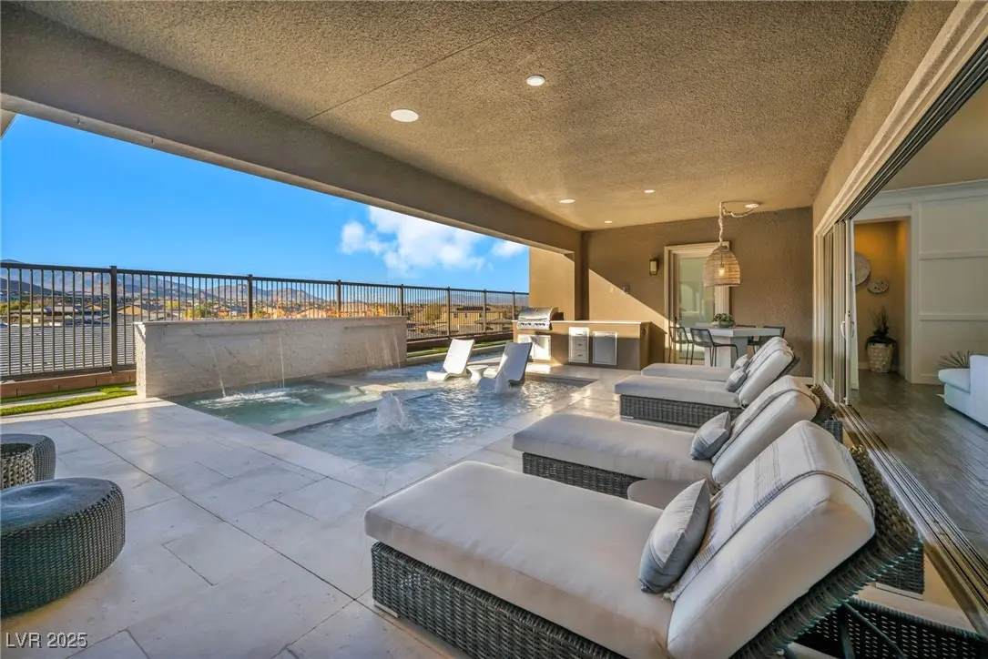 Photo of Listing #2657653