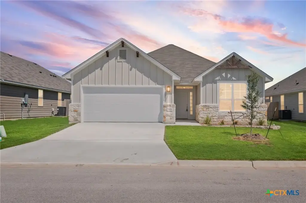 7906 Timber Hollow Lane, Temple