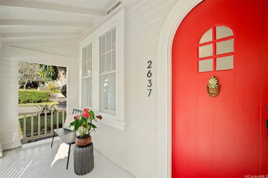 2637 Manoa Road, Honolulu