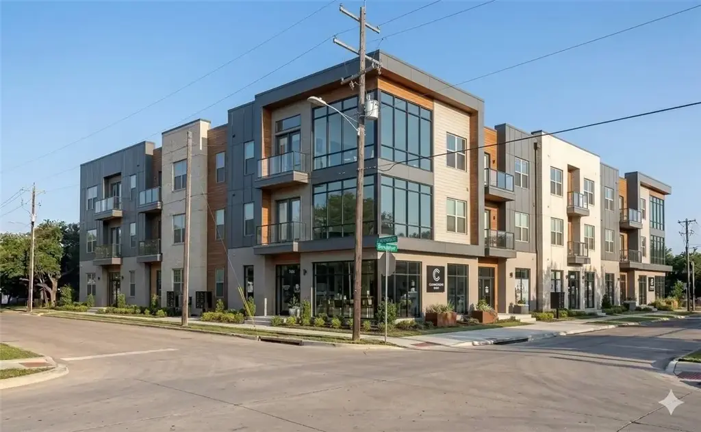 506 W Carson Street, Bryan